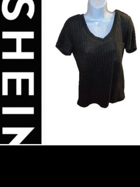 Black Knit Short Sleeve 🖤